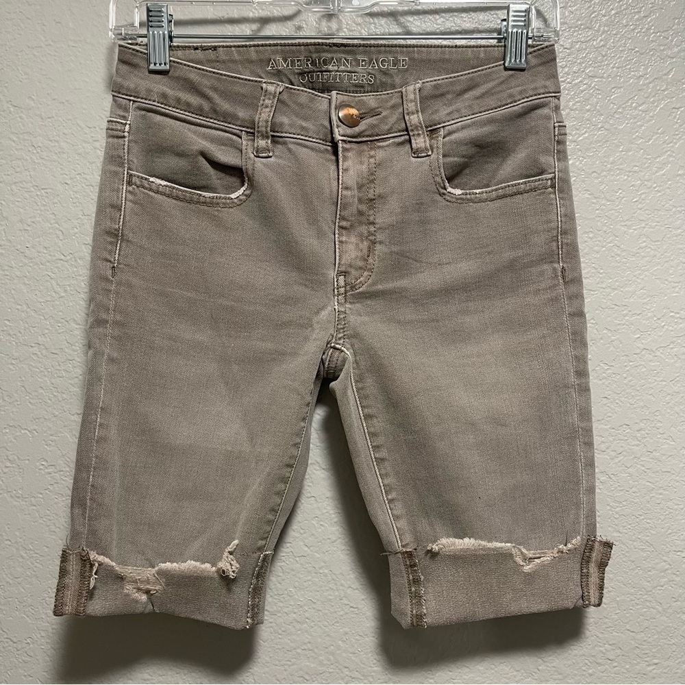 American Eagle Cut Off Shorts Beige Size 2
